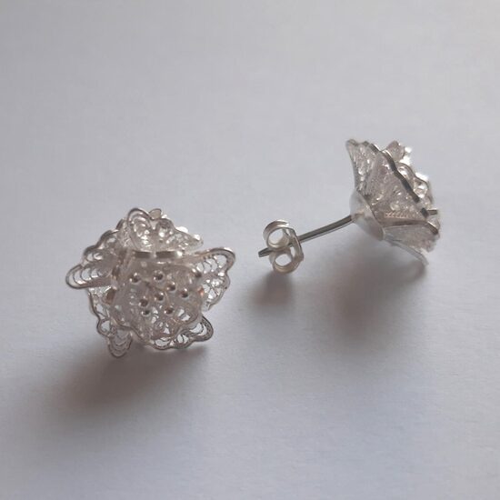 Filigree Flower Earrings Flor de Noche